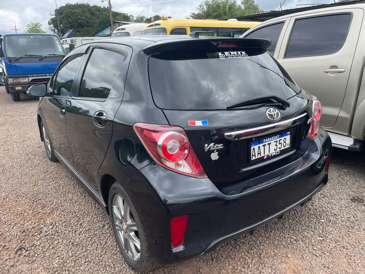 Toyota Vitz 2011