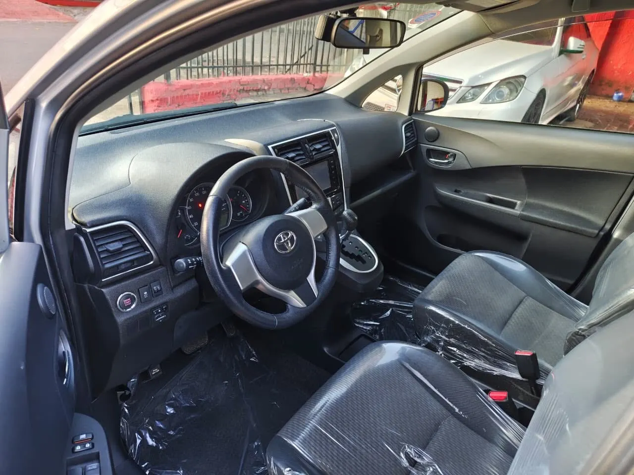 Toyota Ractis 2015 New Ractis 2015/14