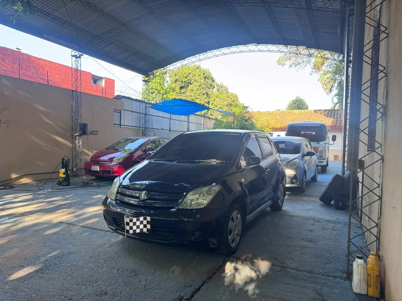 Toyota ist 2005