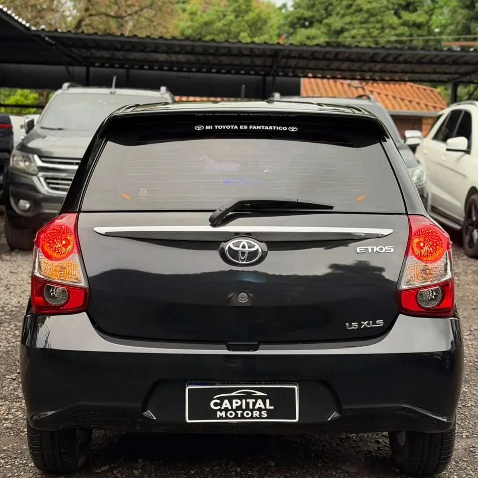 Toyota Etios 2023