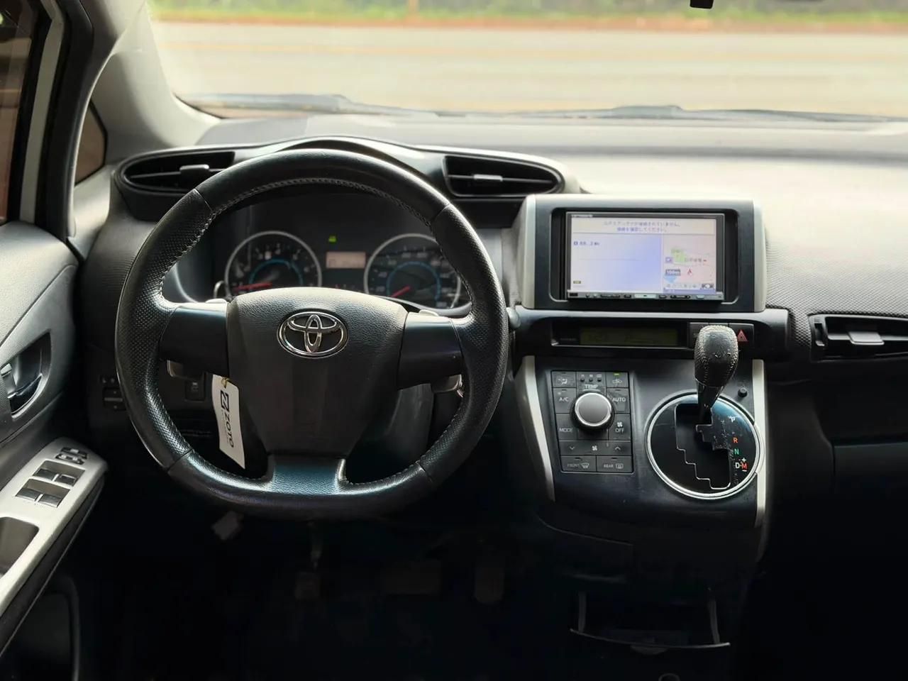 Toyota Wish 2010 R