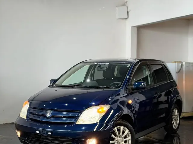 Toyota ist 2005