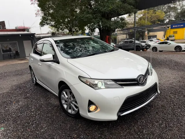 Toyota Auris 2015