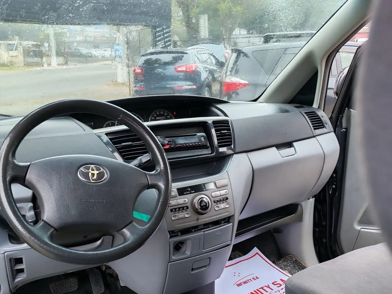 Toyota Voxy 2005 2.0 Eco