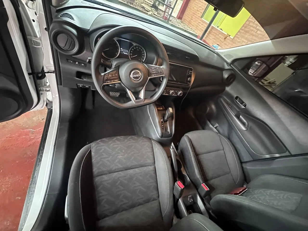 Nissan Kicks 2025