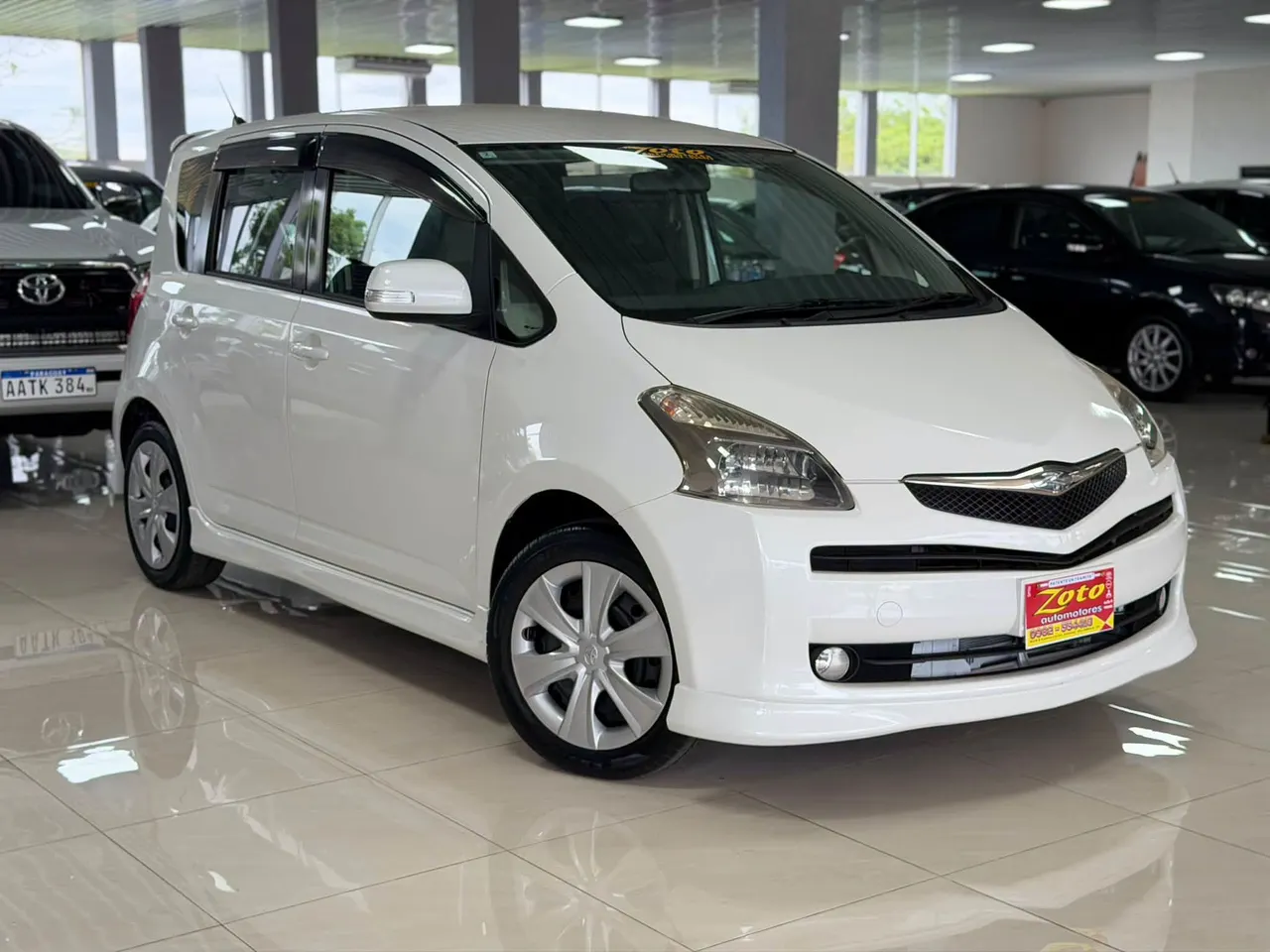 Toyota Ractis 2006
