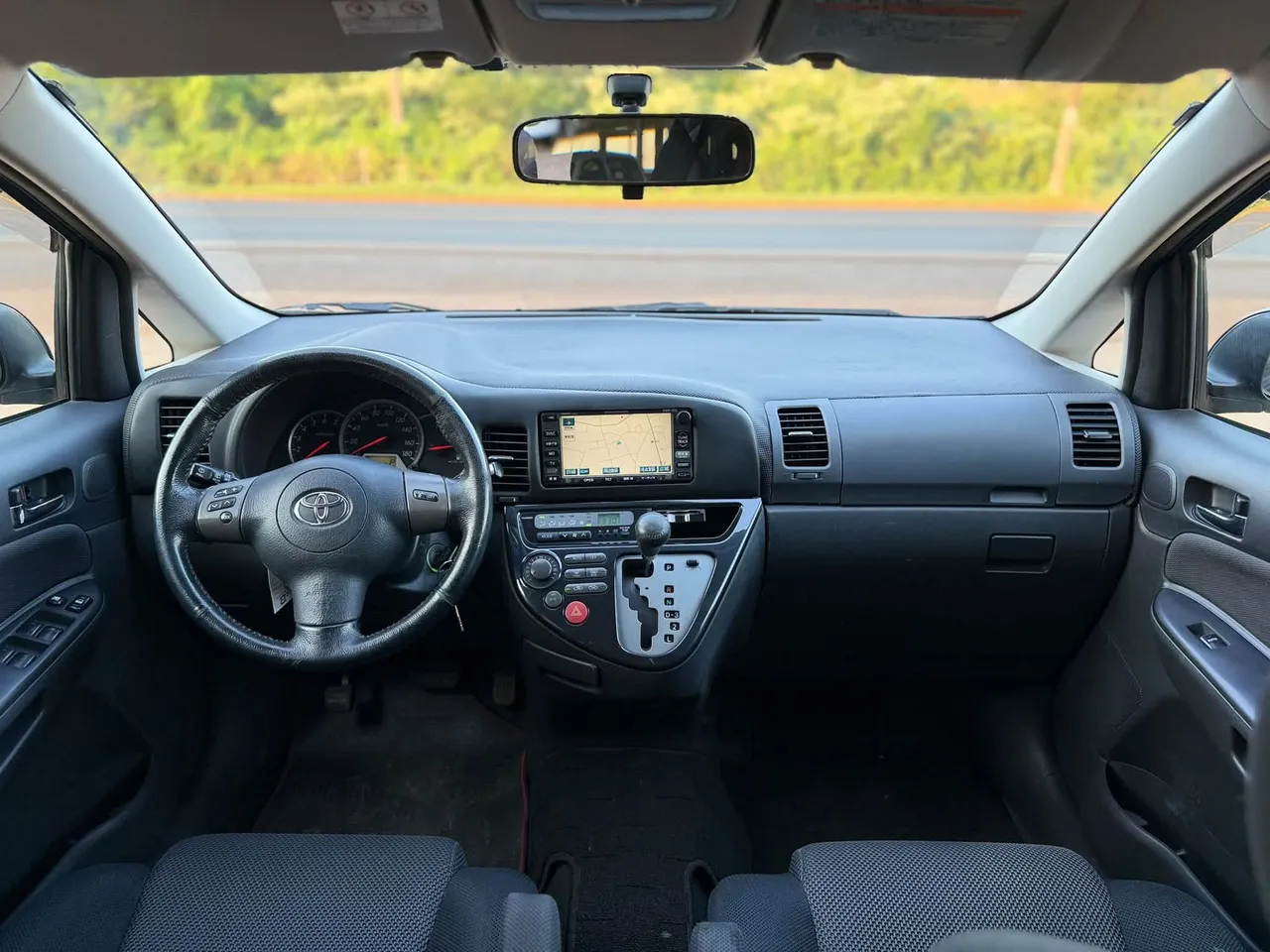 Toyota Wish 2003