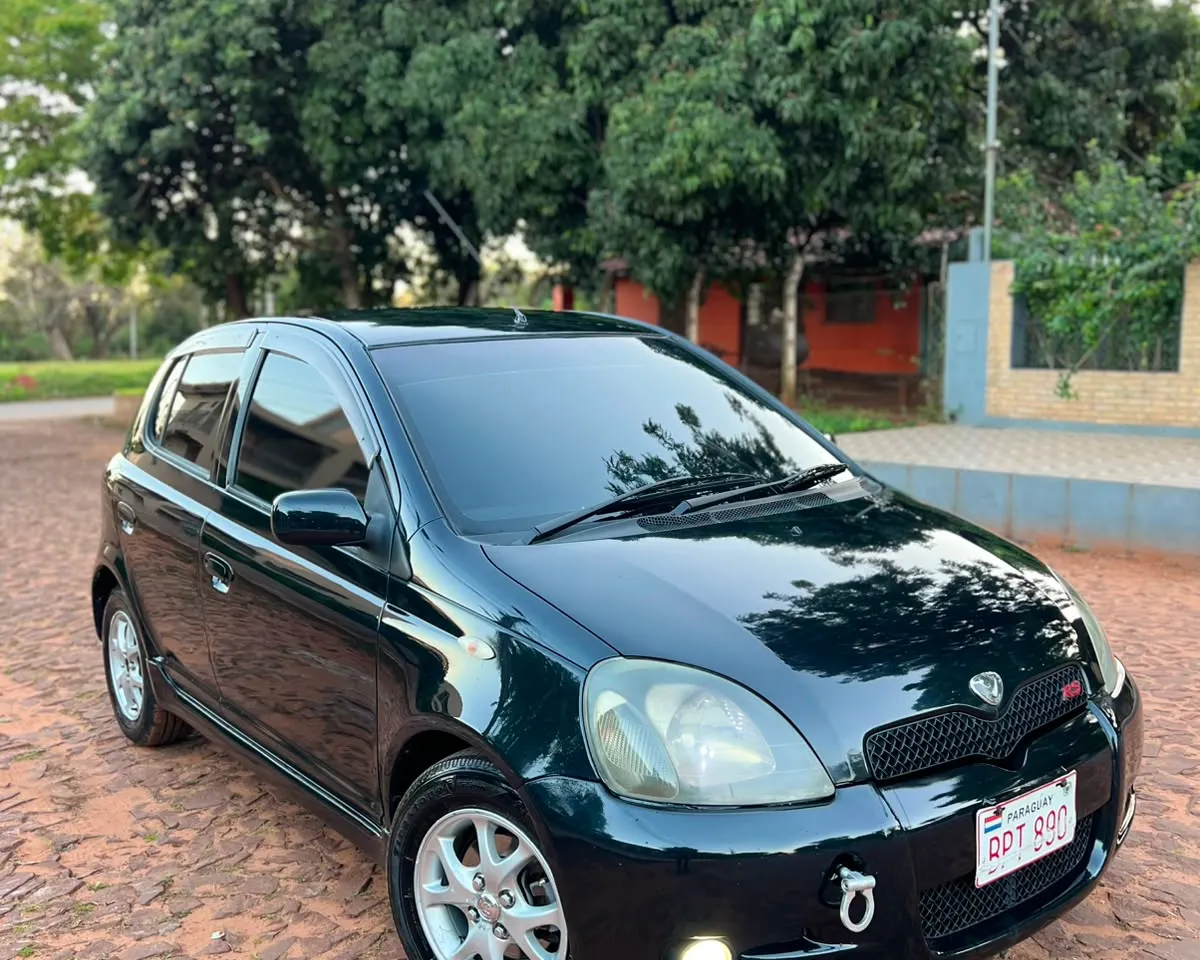 Toyota Vitz 2002