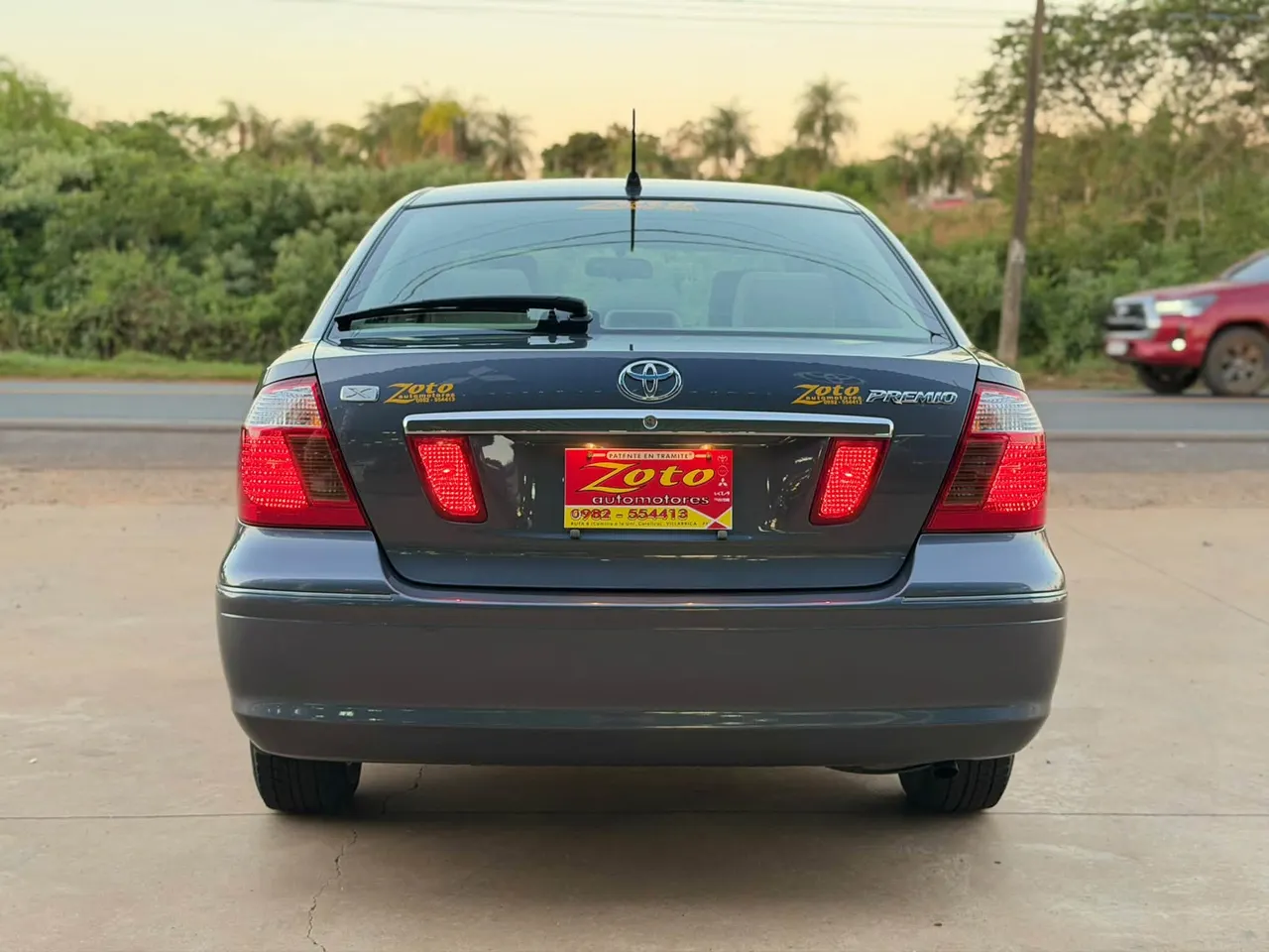 Toyota Premio 2003