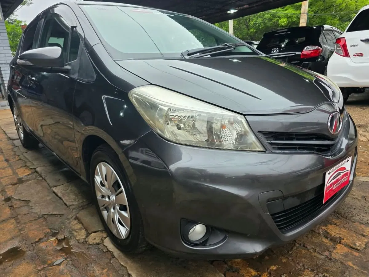 Toyota Vitz 2013 New Vitz 2013/12