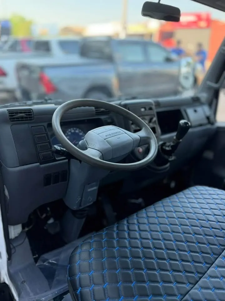 Mitsubishi Canter 2008 Utilitario 4M42