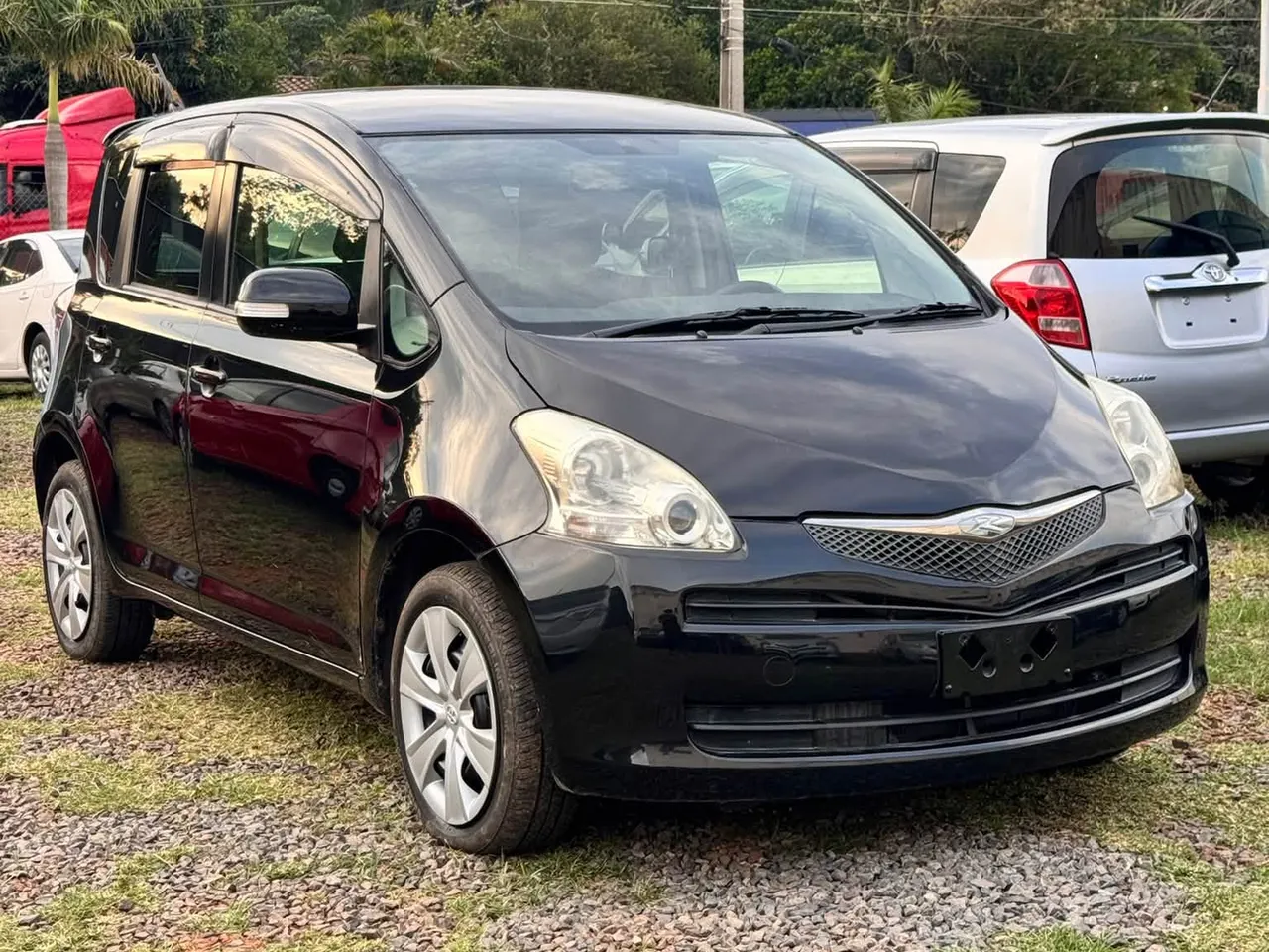 Toyota Ractis 2008