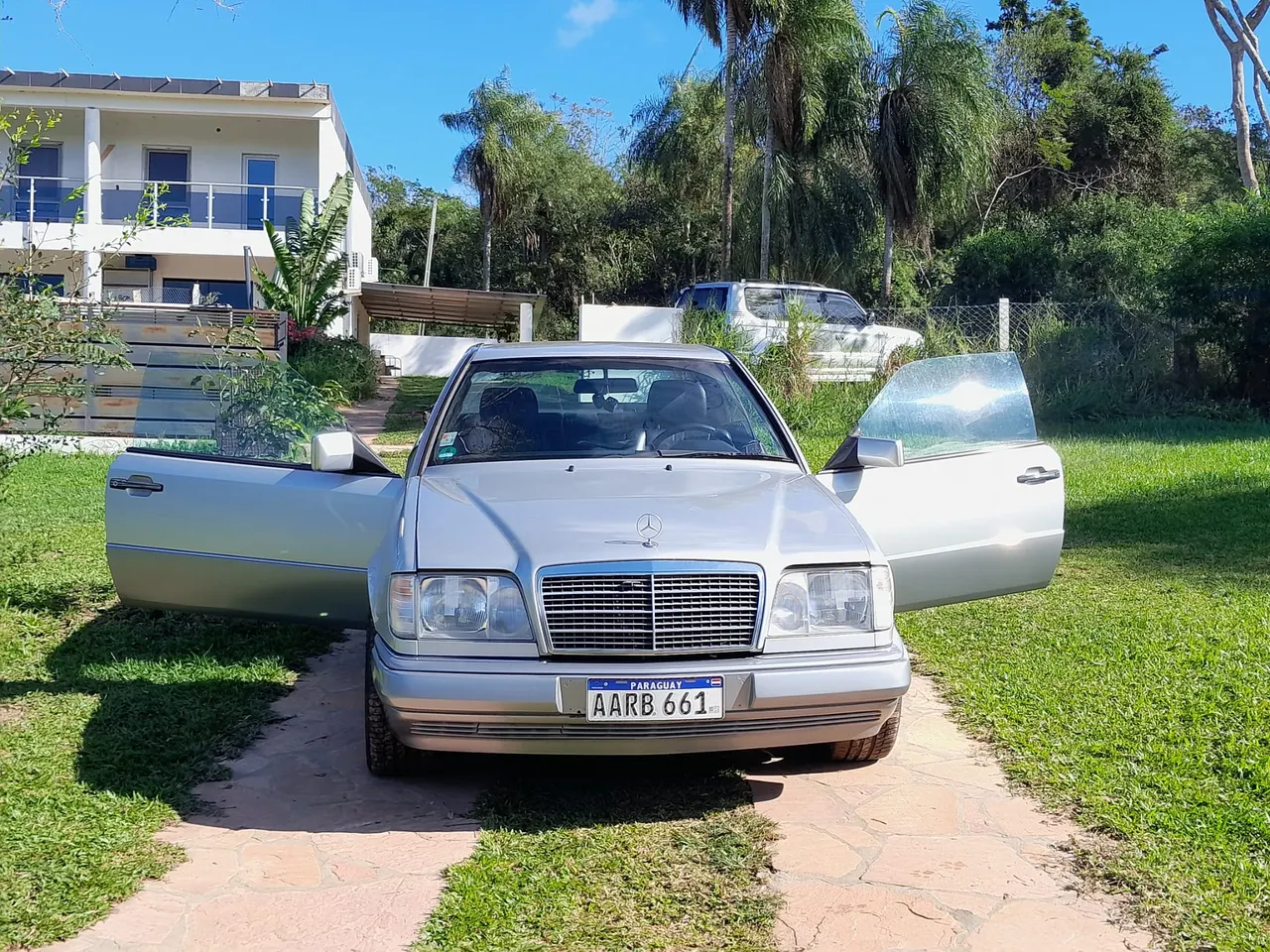 Mercedes-Benz Clase E 1995 320Coupe