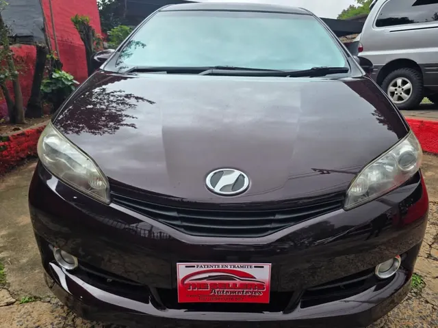 Toyota Wish 2013