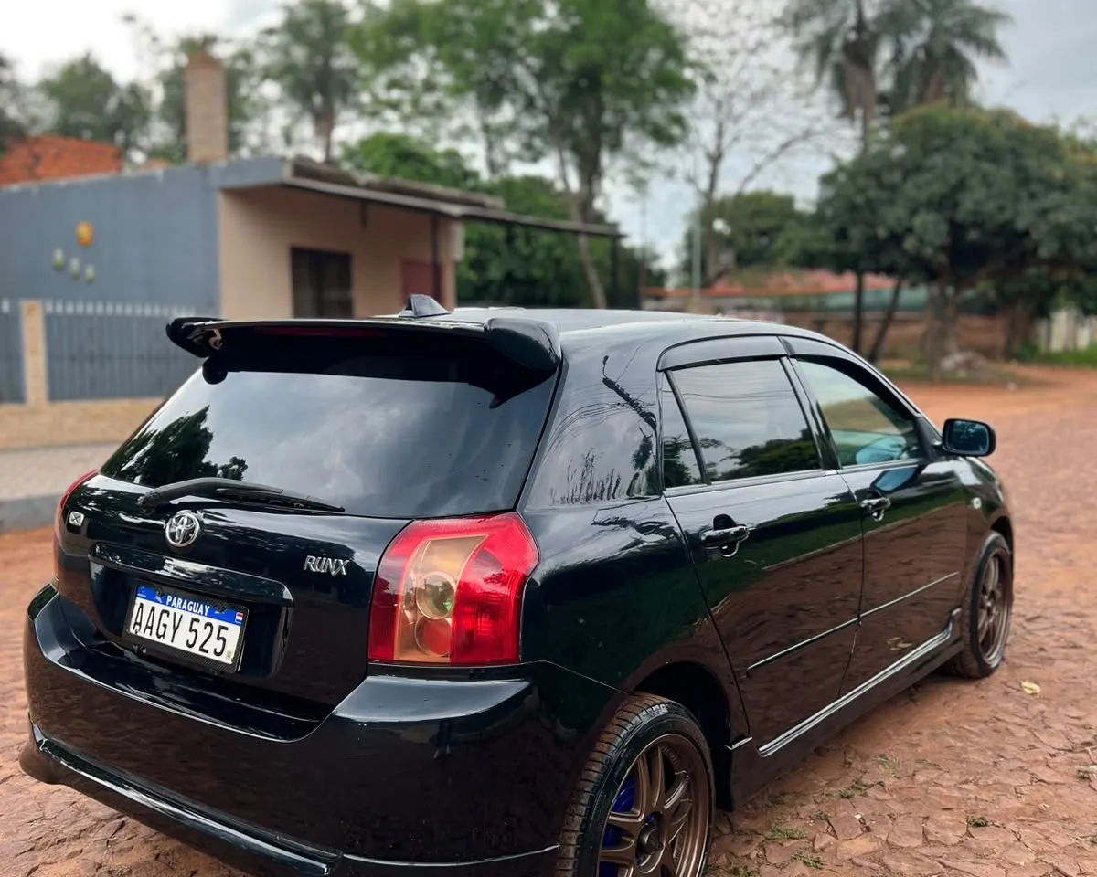 Toyota Runx 2006