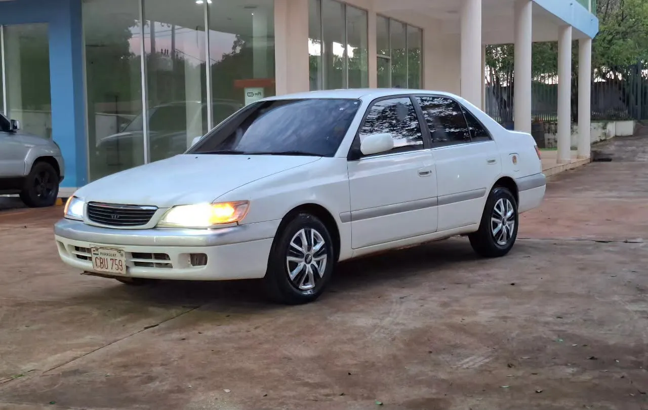 Toyota Corona 2000