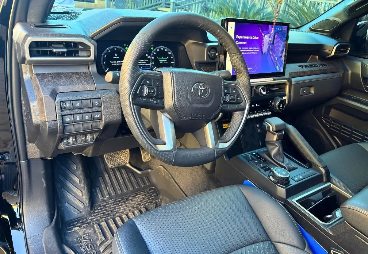 Toyota Tacoma 2026 i-FORCE Premium