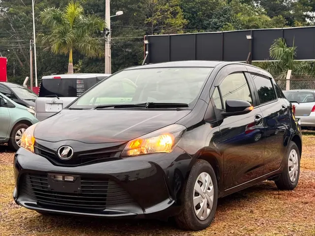 Toyota Vitz 2014
