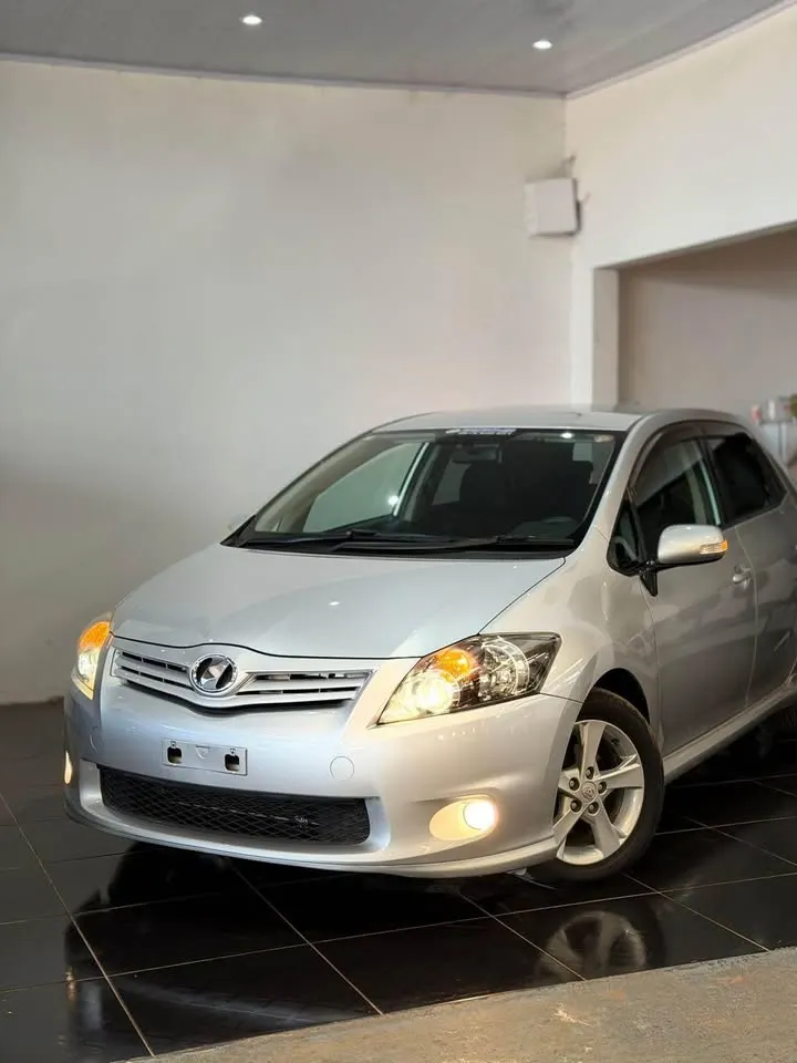 Toyota Auris 2011