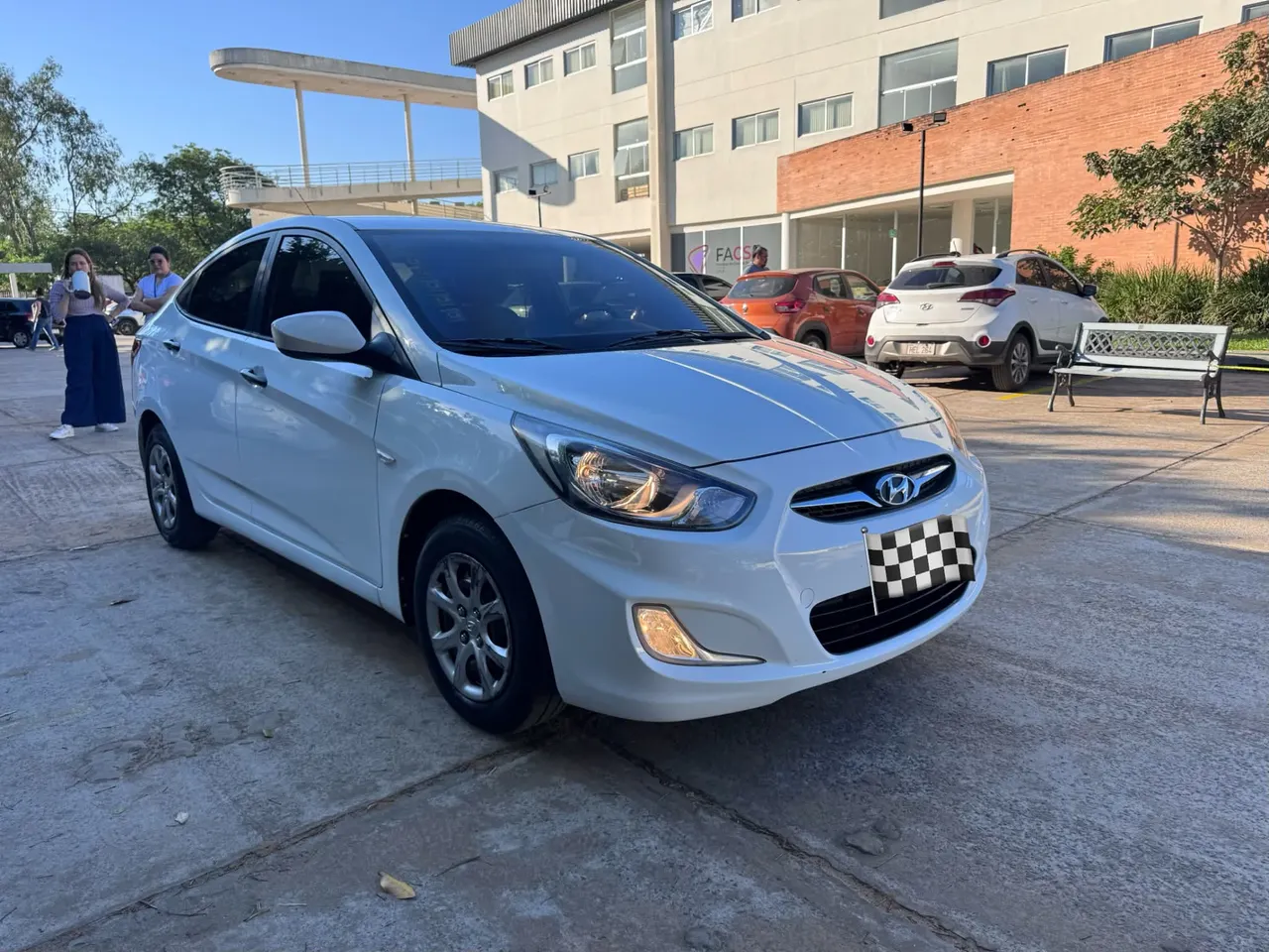 Hyundai Accent 2014