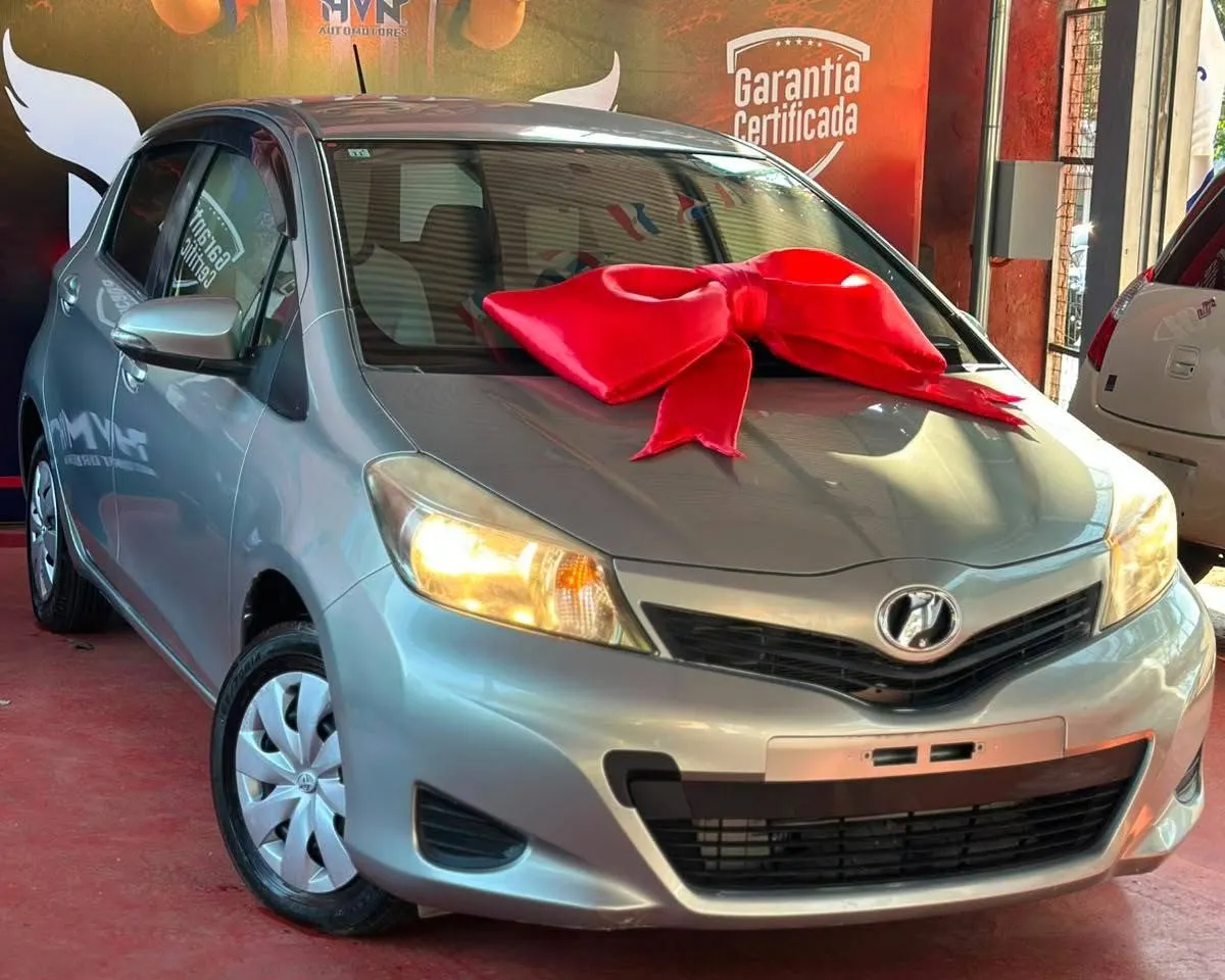 Toyota Vitz 2011
