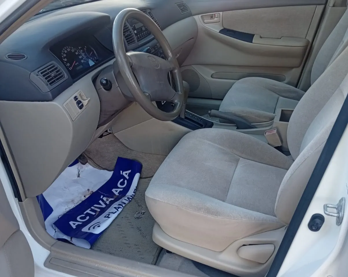 Toyota Corolla 2001 1