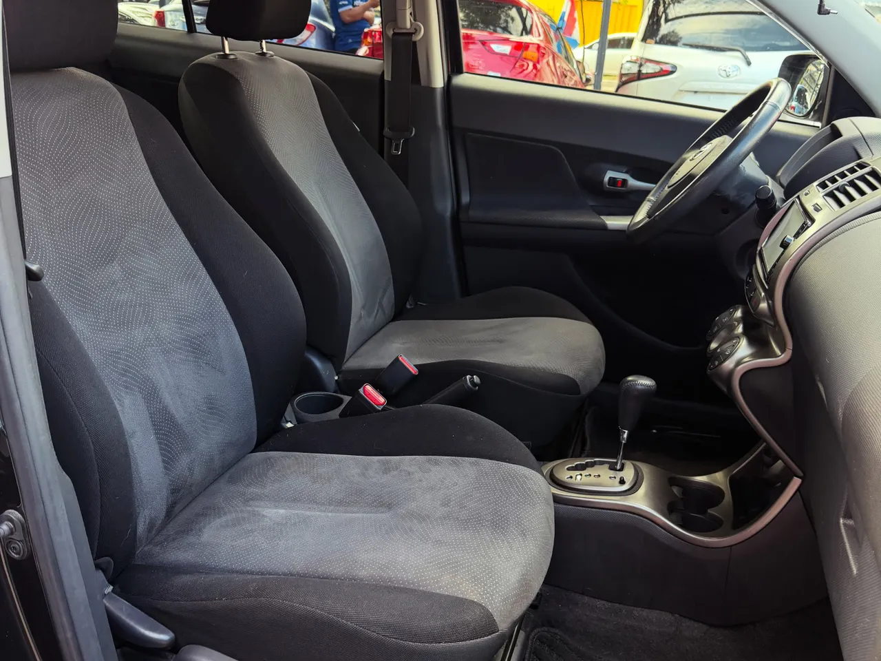 Toyota ist 2015 TRD