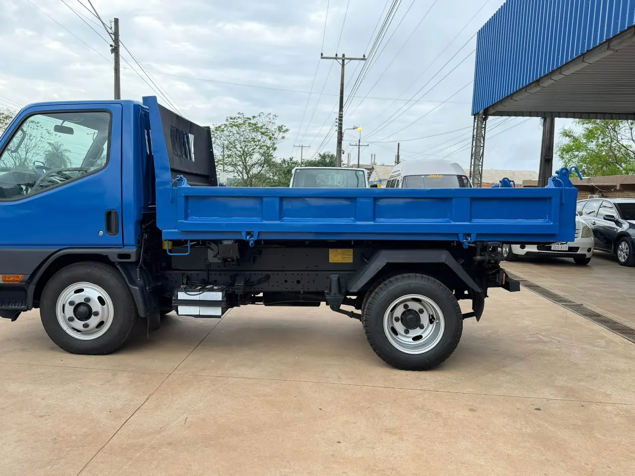 Mitsubishi Canter 1996 5t Motor 4D33
