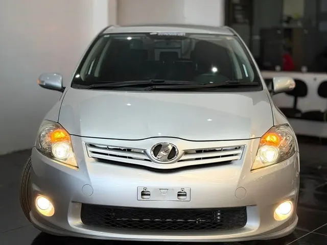 Toyota Auris 2011