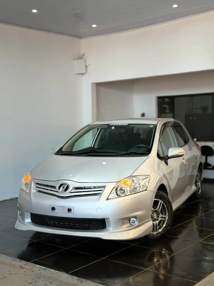 Toyota Auris 2009 2009/10