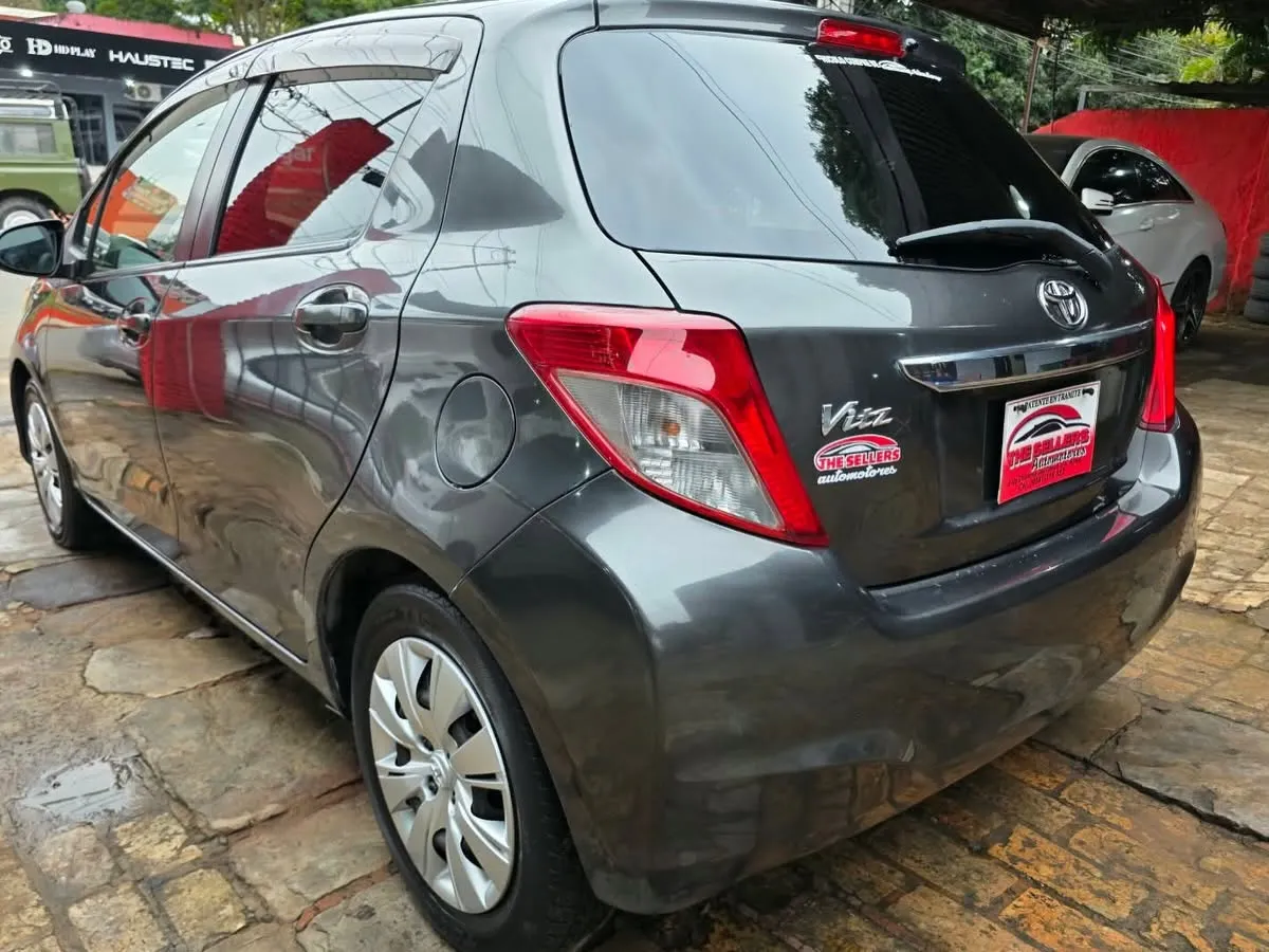 Toyota Vitz 2013 New Vitz 2013/12