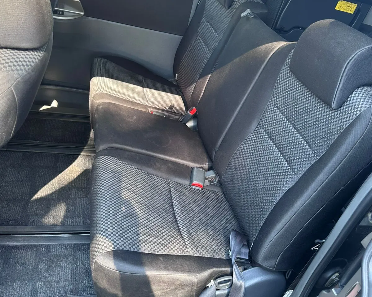 Toyota Noah 2008 FULL