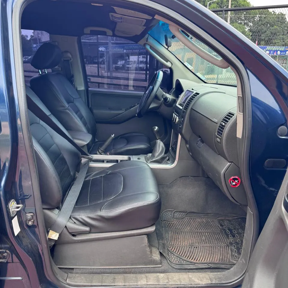 Nissan Pathfinder 2005