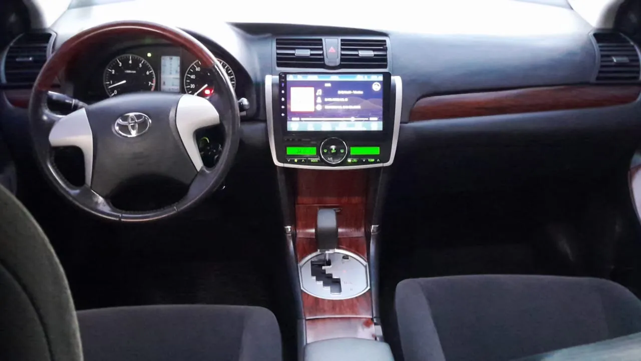 Toyota Allion 2010 6