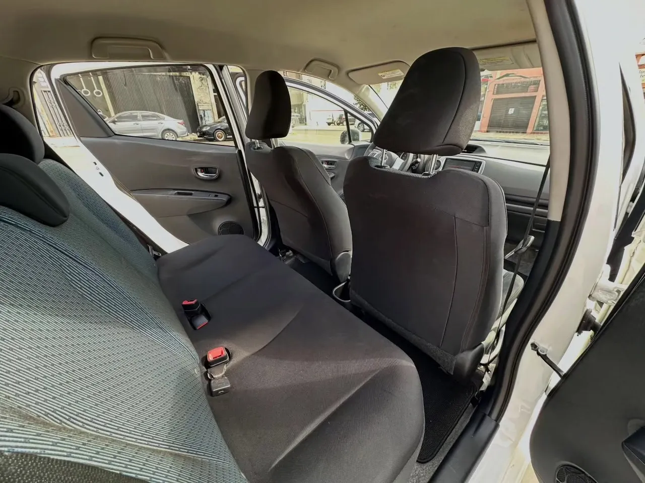 Toyota Vitz 2012 RS