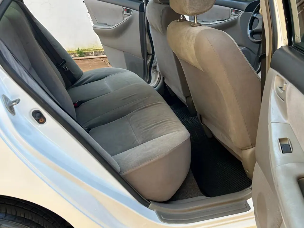 Toyota Corolla 2003