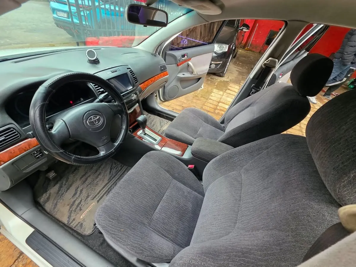 Toyota Premio 2003