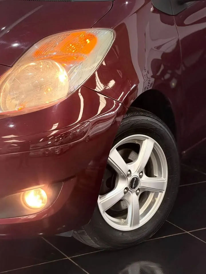 Toyota Vitz 2008 ILL