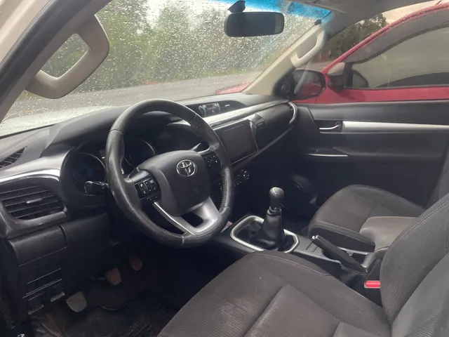 Toyota Hilux 2016