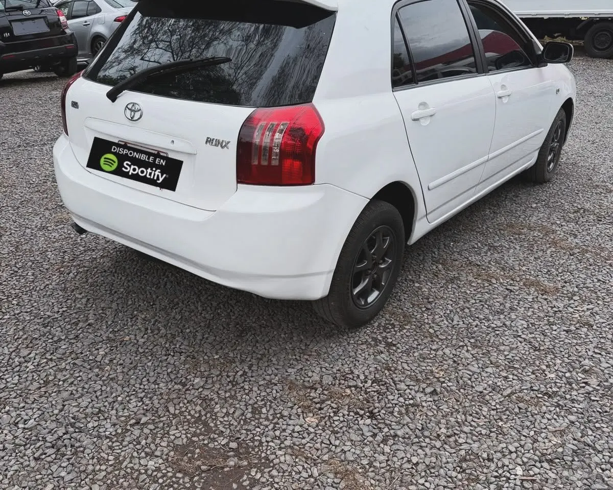 Toyota Runx 2003