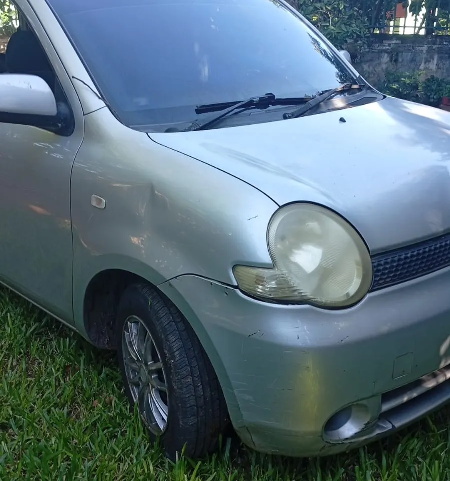 Toyota Sienta 2005