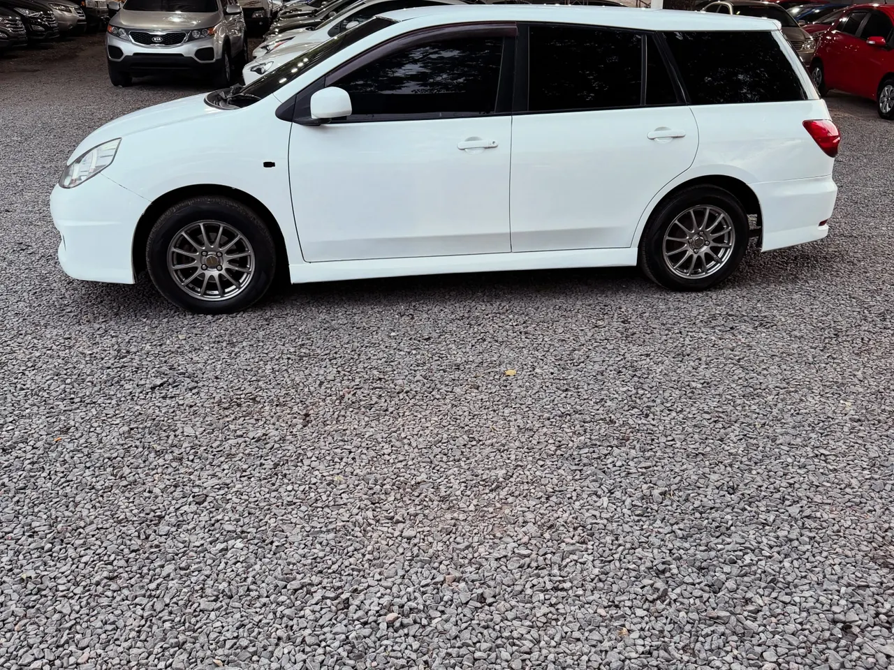 Nissan Wingroad 2006 Familiar