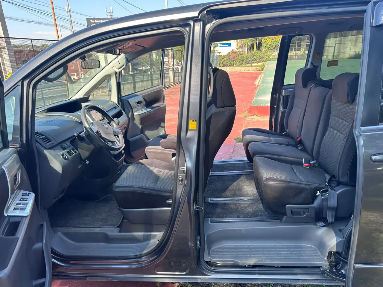 Toyota Noah 2008 FULL