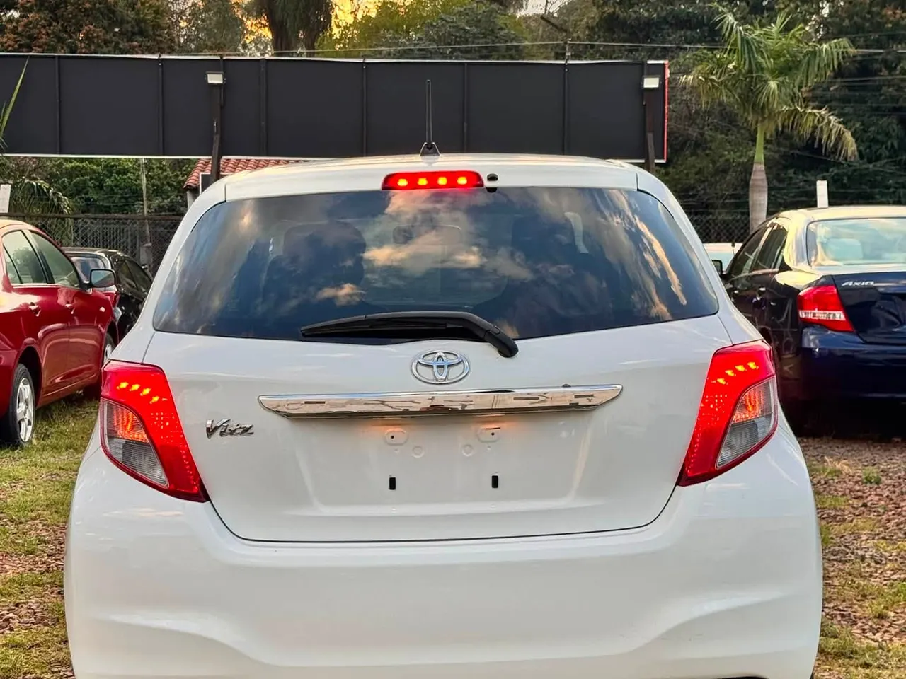 Toyota Vitz 2011