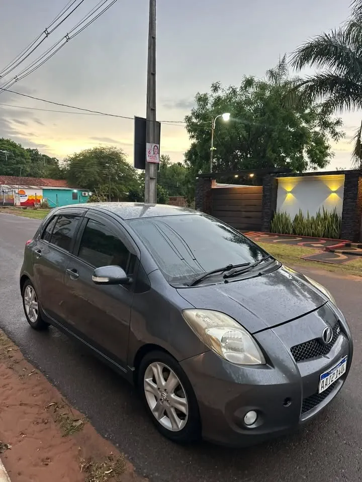 Toyota Vitz 2008 RS
