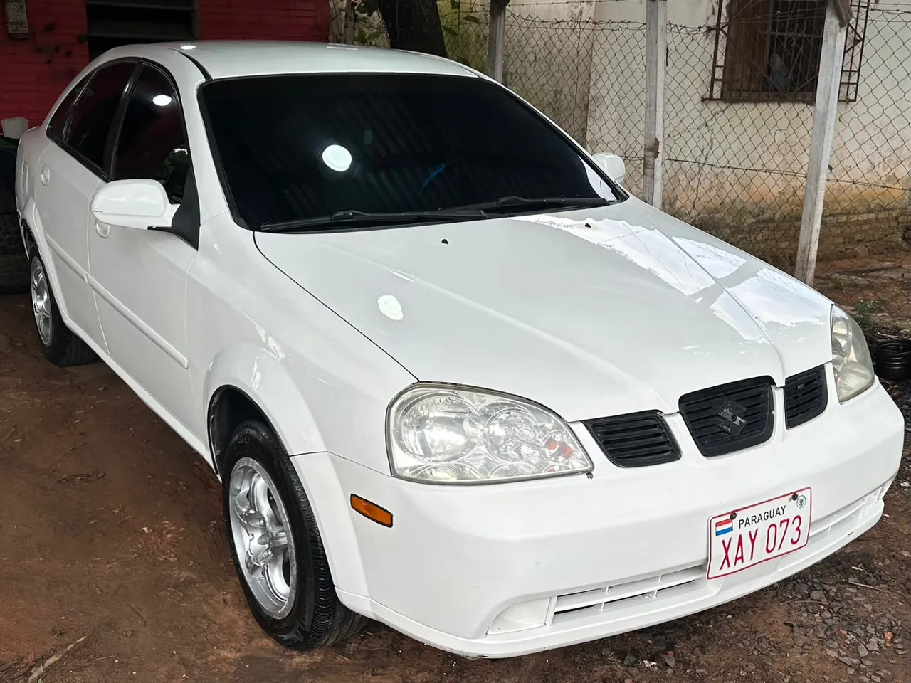 Suzuki Forenza 2005