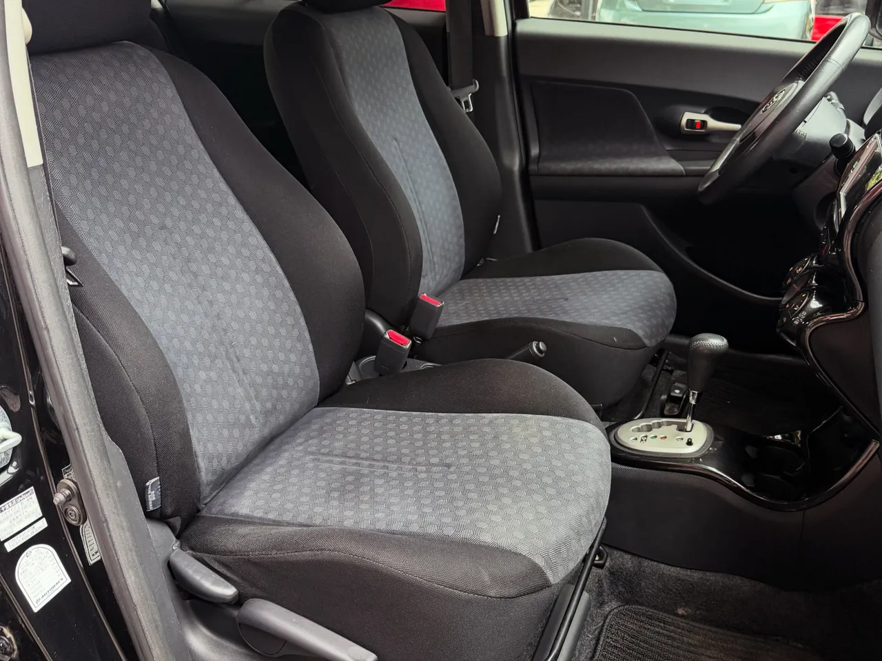 Toyota ist 2007