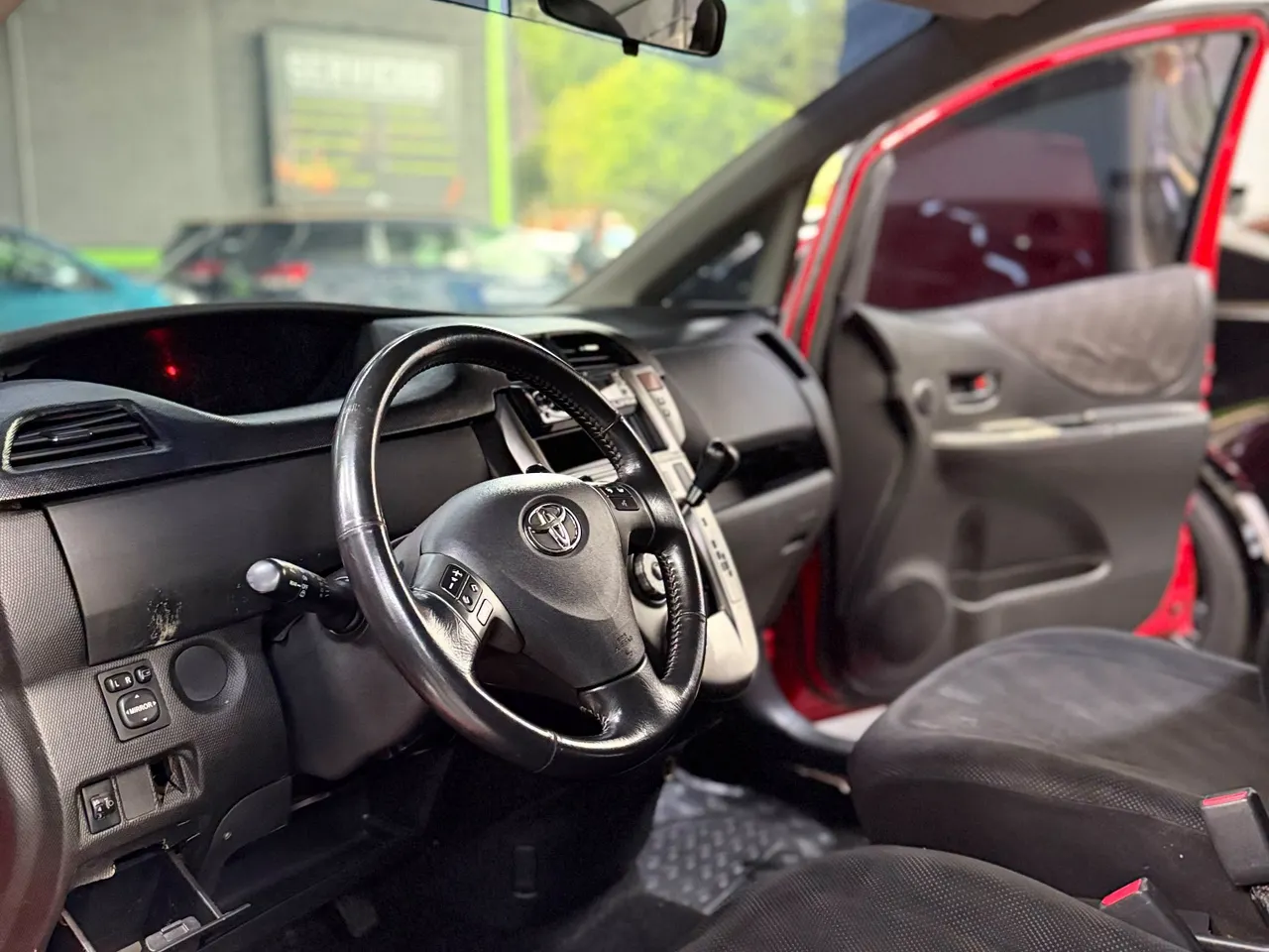 Toyota Ractis 2006