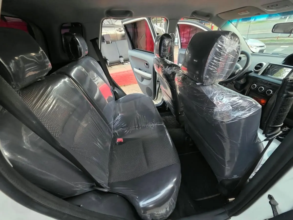 Toyota ist 2003