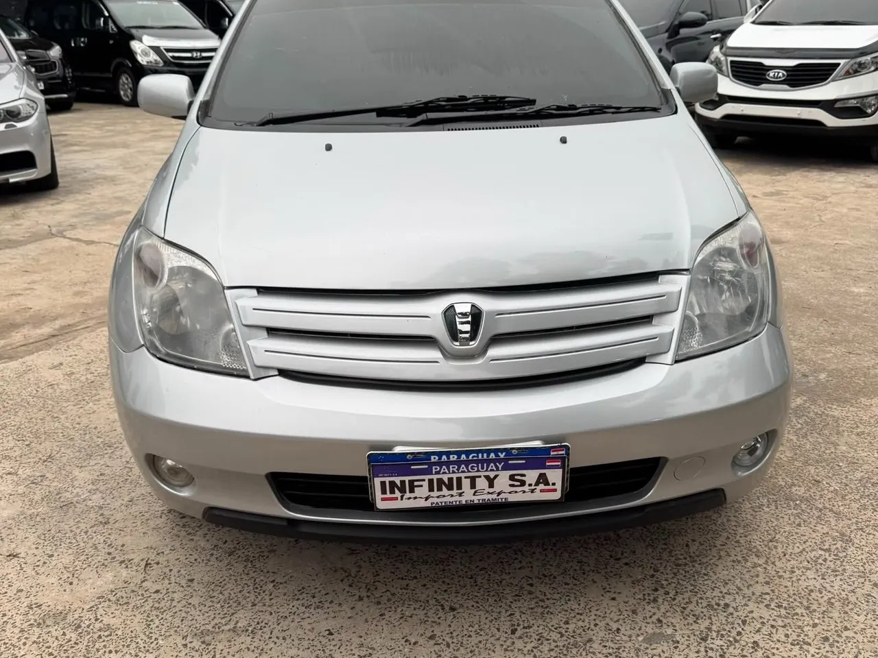 Toyota ist 2006